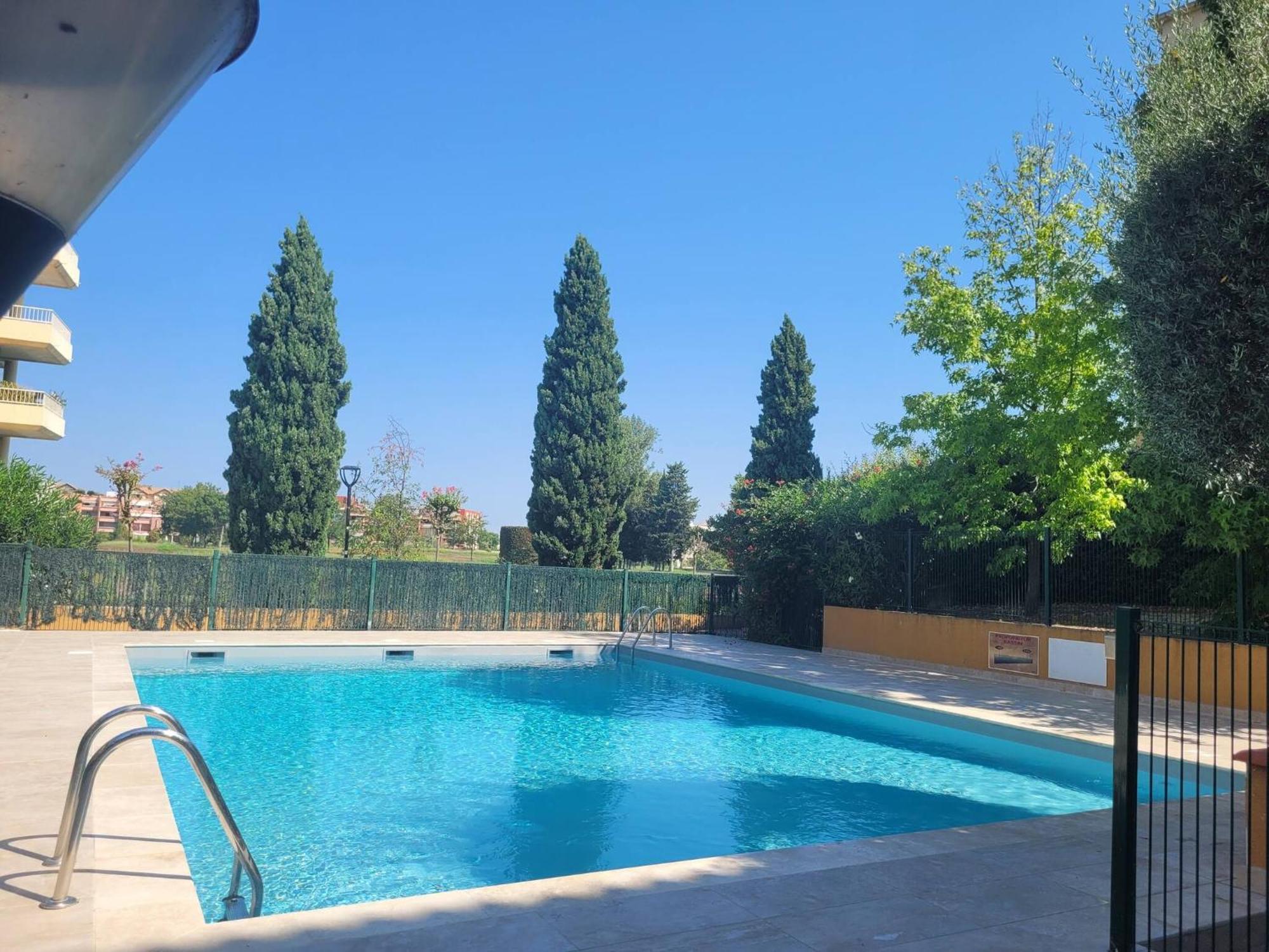 Le Jardin D'Hugo Apartamento Lattes Exterior foto
