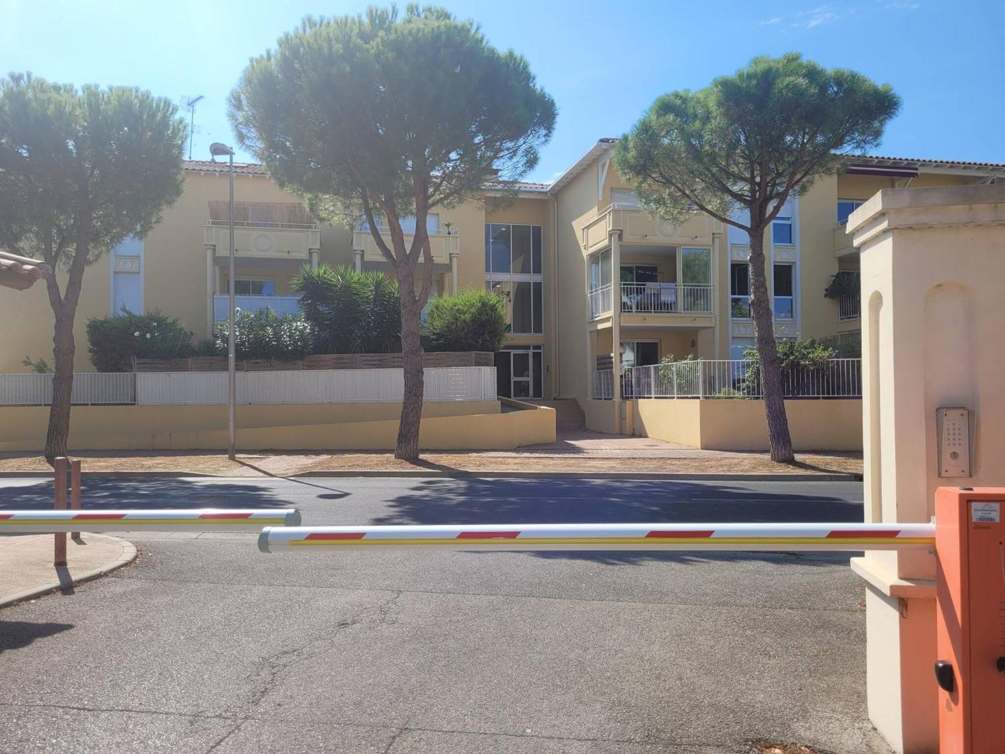 Le Jardin D'Hugo Apartamento Lattes Exterior foto